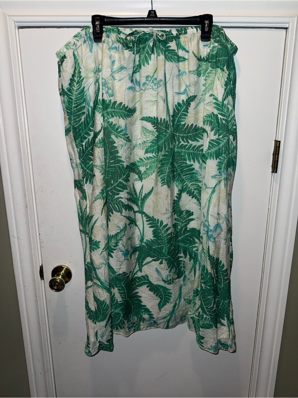 H&M Green and White Tropical Print Maxi Skirt